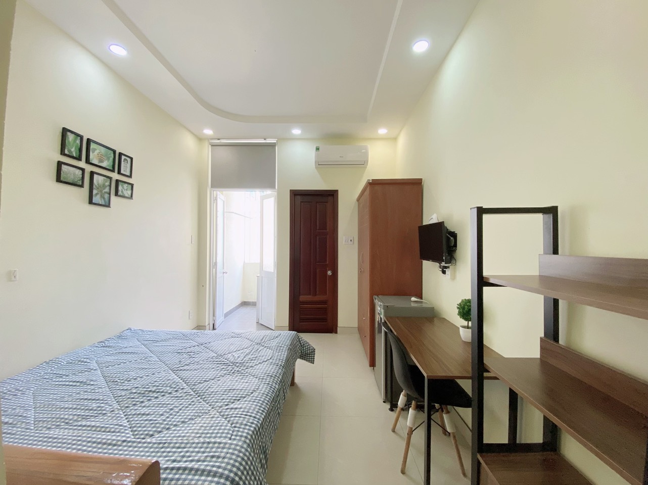 Studio 15 m2 ban công, bếp riêng mini